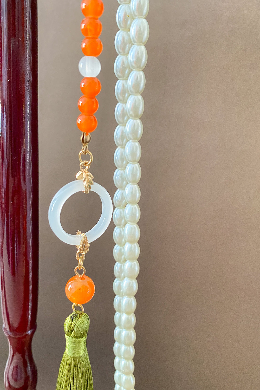 Collier de la dynastie Ming 明 - Lotus avec Pompon vert - HanWen Shop