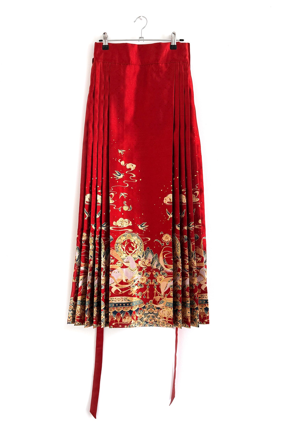 Jupe Hanfu "MaMian Qun" de la dynastie Ming 明 - Brodés dorés du cerf sacré
