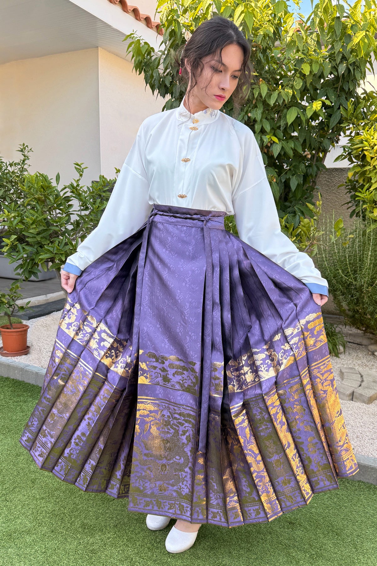 Hanfu de la dynastie Ming 明 - Jupe "MaMian Qun" Brodés dorés du dragon