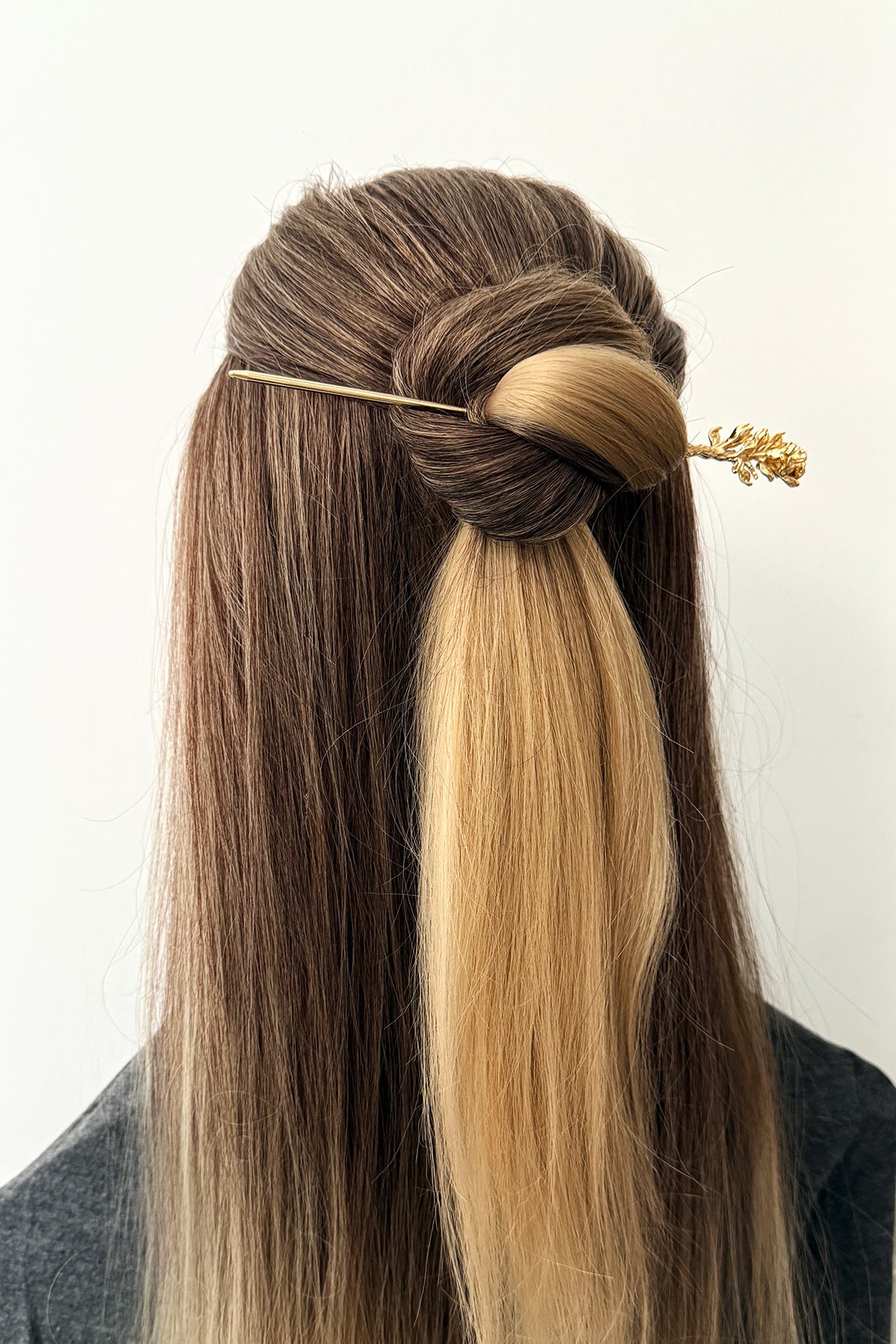 Épingle à cheveux dorée - Les fleurs de douze mois de l'année