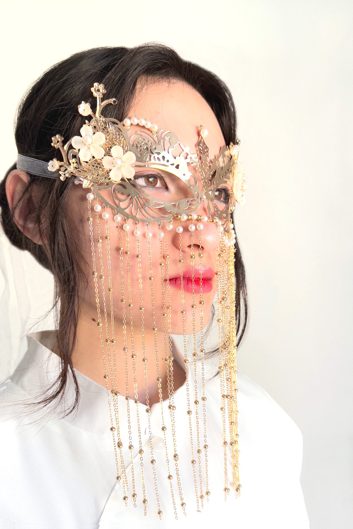 Masque à franges - Fleurs perlées - HanWen Shop