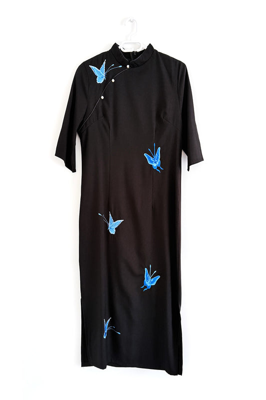 Qipao du hanfu moderne 汉元素 - brodée papillons bleus - HanWen Shop