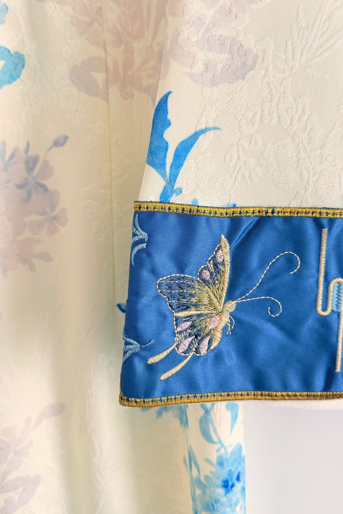 Qipao du hanfu moderne 汉元素 - porcelaine bleu et blanc - HanWen Shop