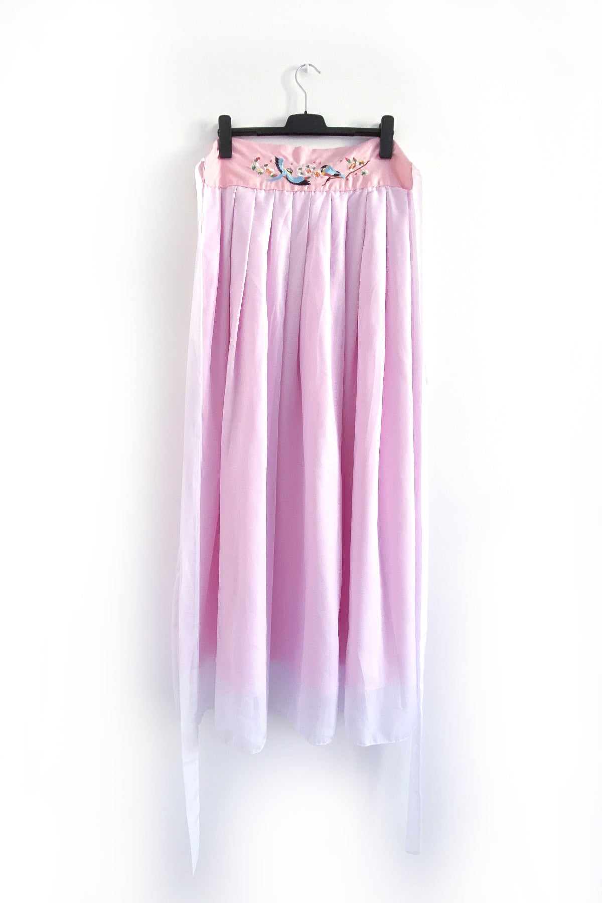 Ensemble Hanfu de la dynastie Tang 唐 - Robe "Qixiong Ruqun" fleur de prunier - HanWen Shop