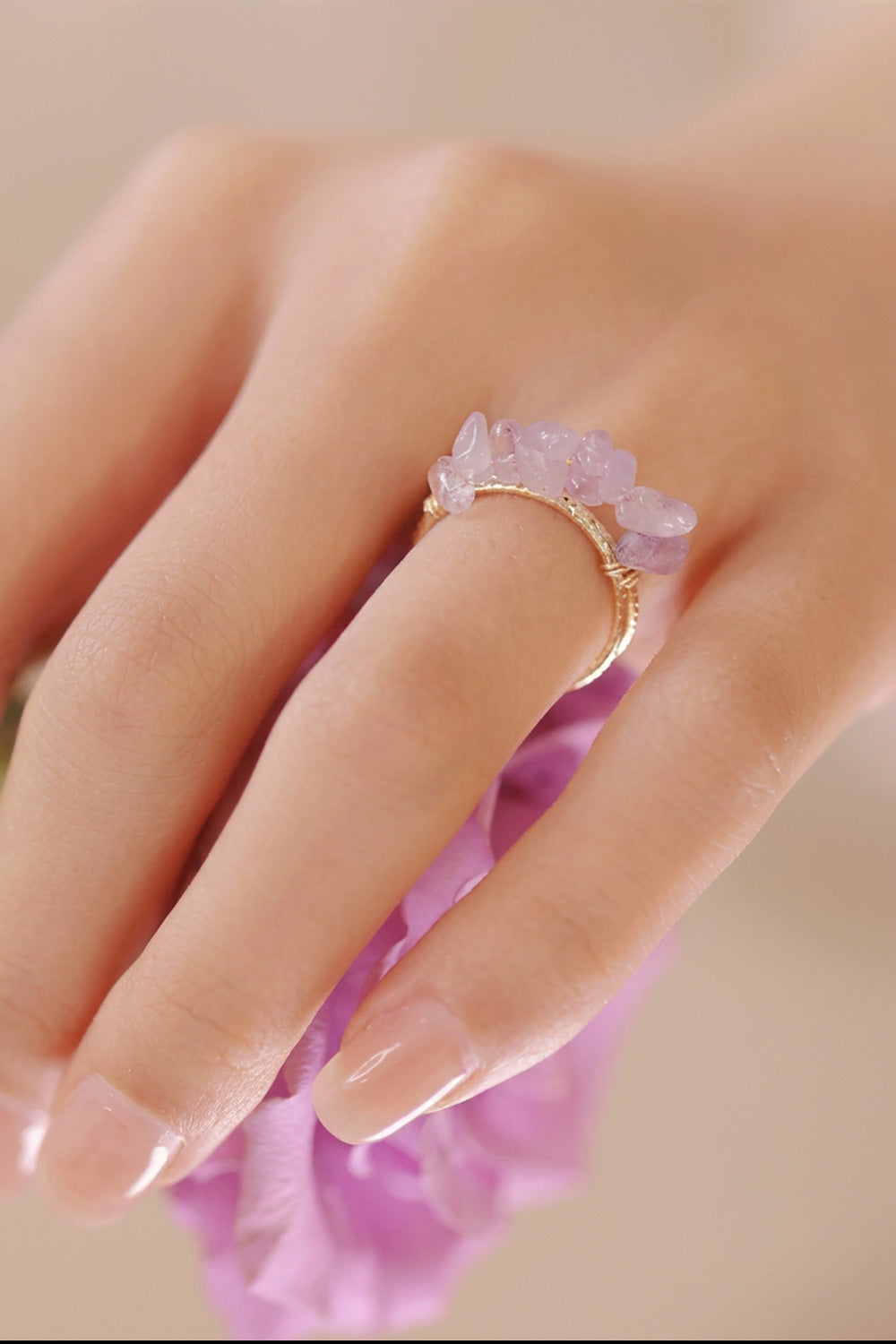 Bague en améthyste naturelle avec fil doré - HanWen Shop