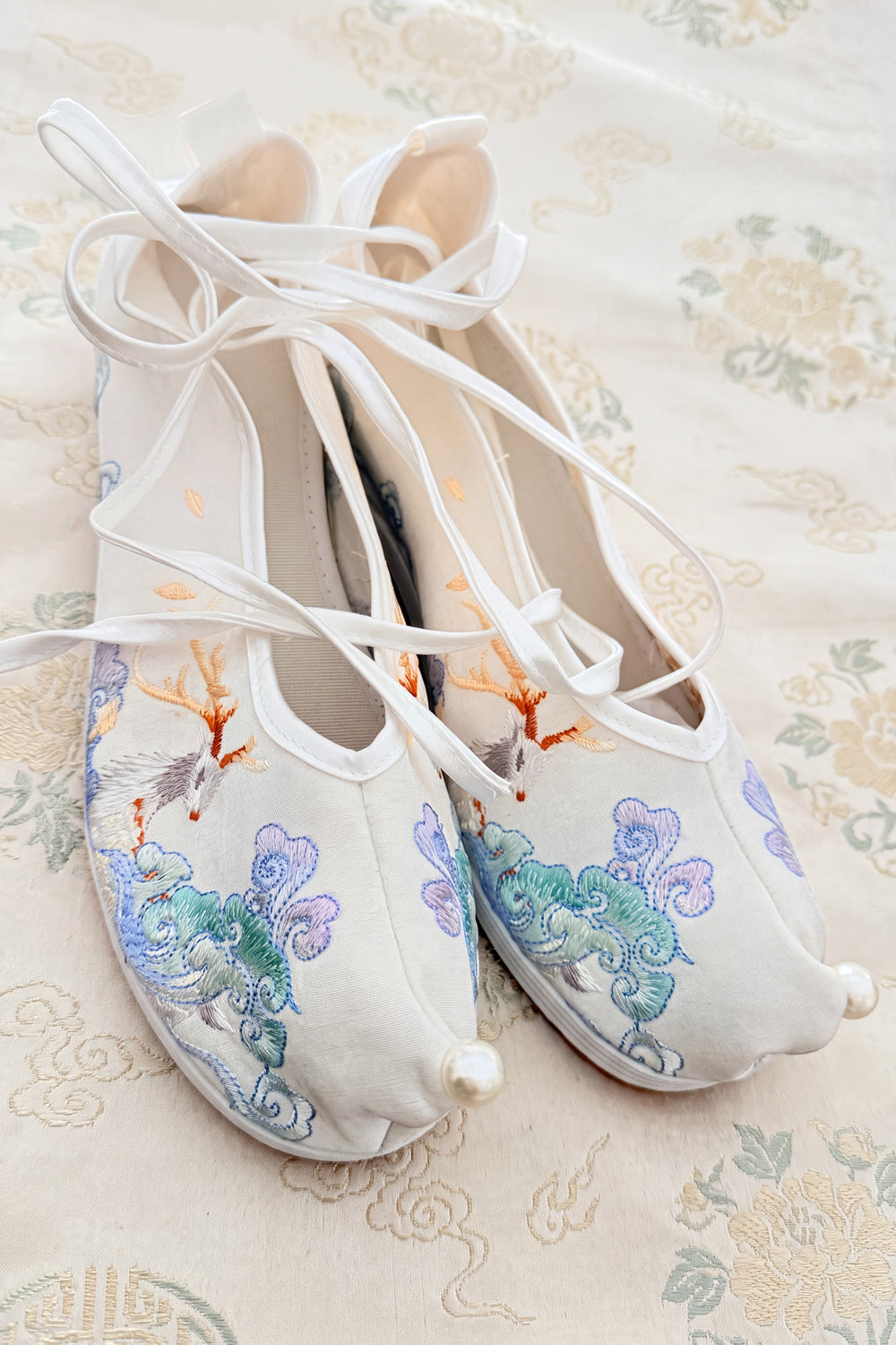 Chaussures brodées pour femme – Talon intérieur - HanWen Shop