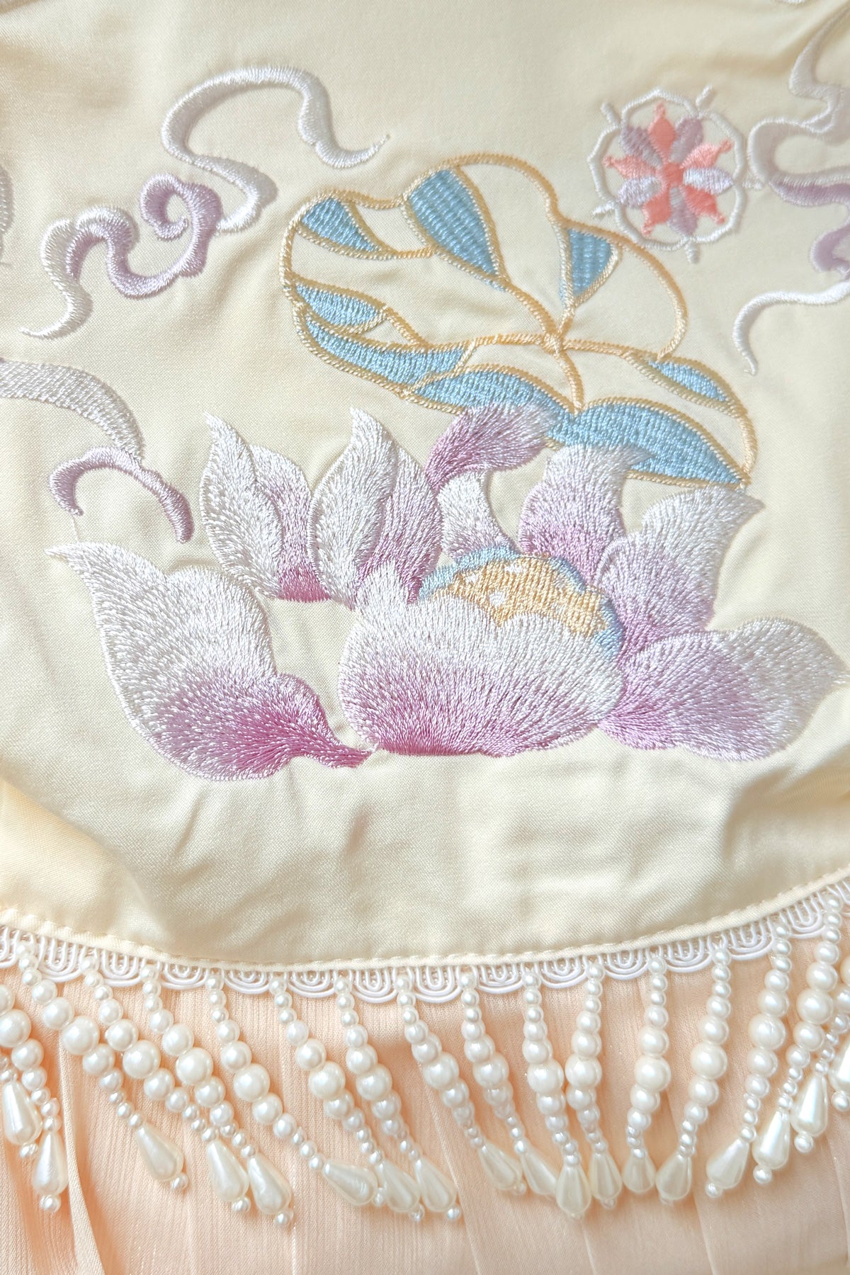 Ensemble Hanfu de la dynastie Tang 唐 - Robe "HeZi Qun" lotus - HanWen Shop