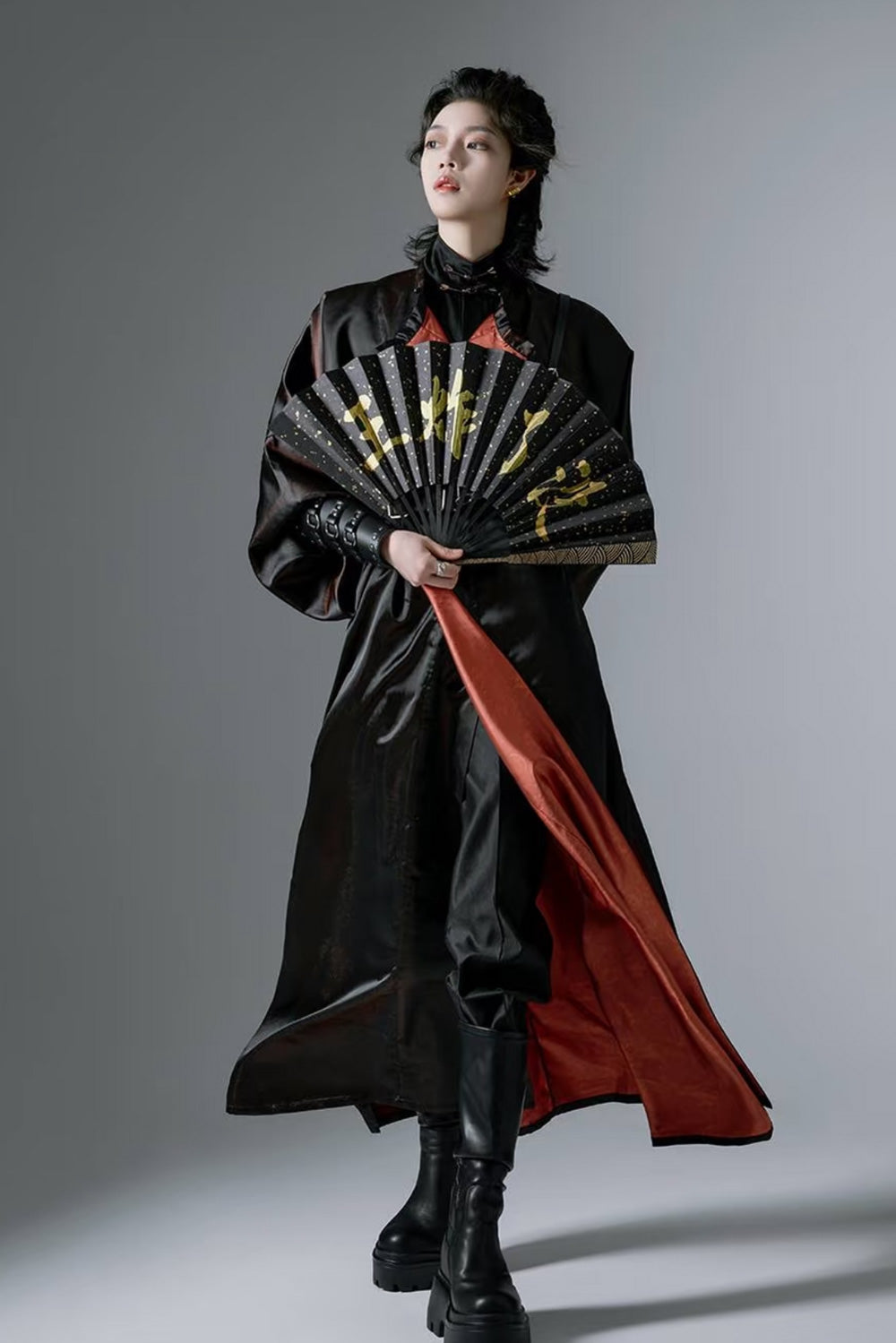 Hanfu de la dynastie Tang 唐 - Robe à col rond noire et bronze -HanWen Shop