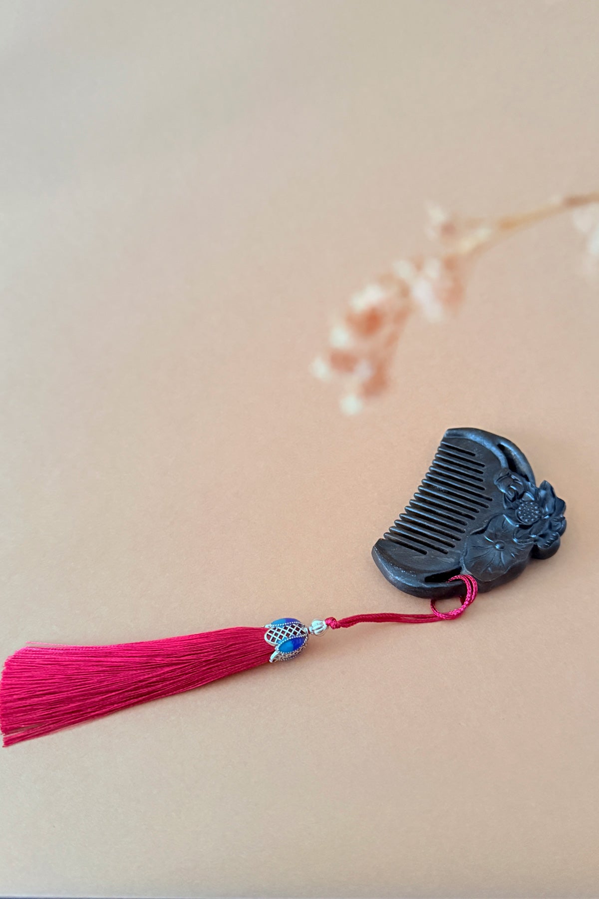 Peigne Mini en bois de santal doré - Parfum de Lotus - HanWen Shop