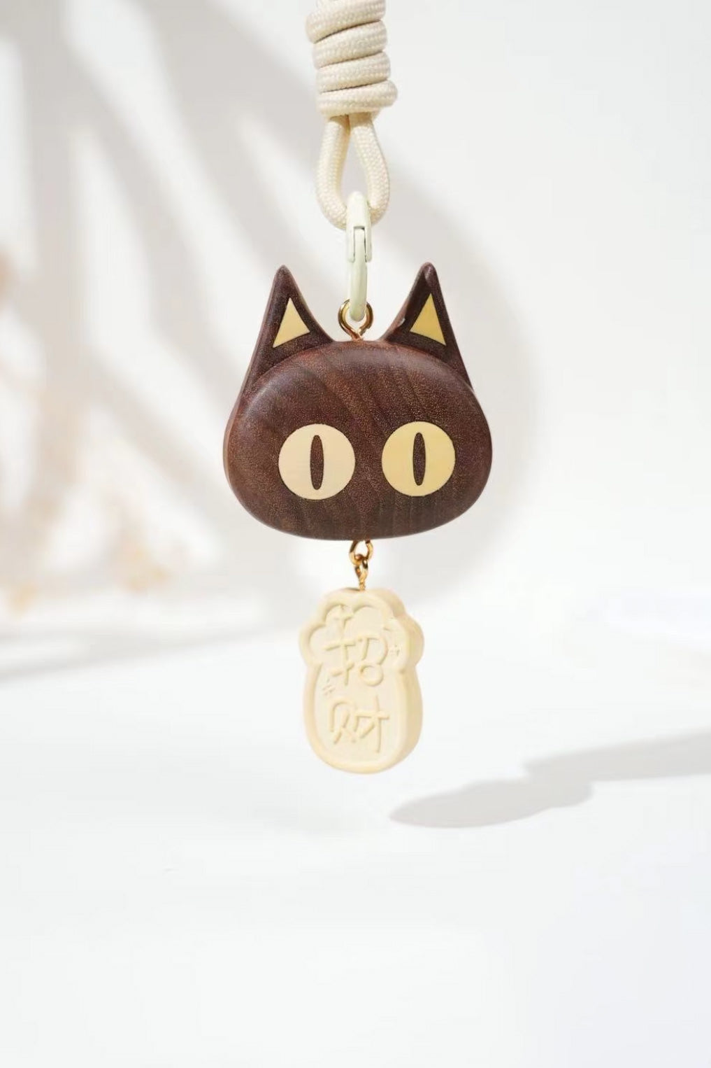 Pendentif de sac en bois sculpté – Petit animal porte-bonheur - HanWen Shop