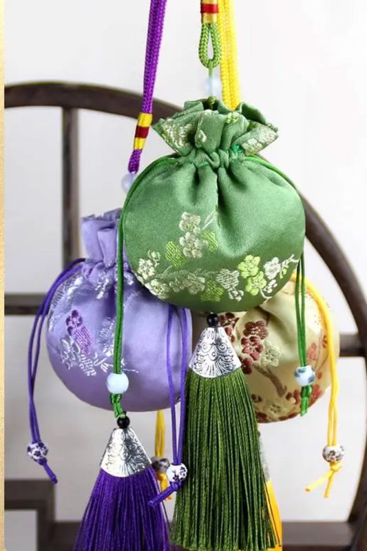 Pochon Porte-Bonheur Traditionnel – Brocart et Parfum Jasmin - HanWen Shop