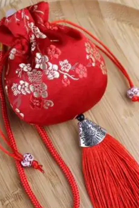 Pochon Porte-Bonheur Traditionnel – Brocart et Parfum Jasmin - HanWen Shop