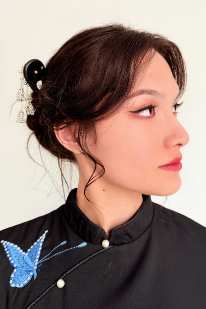 Qipao du hanfu moderne 汉元素 - brodée papillons bleus - HanWen Shop