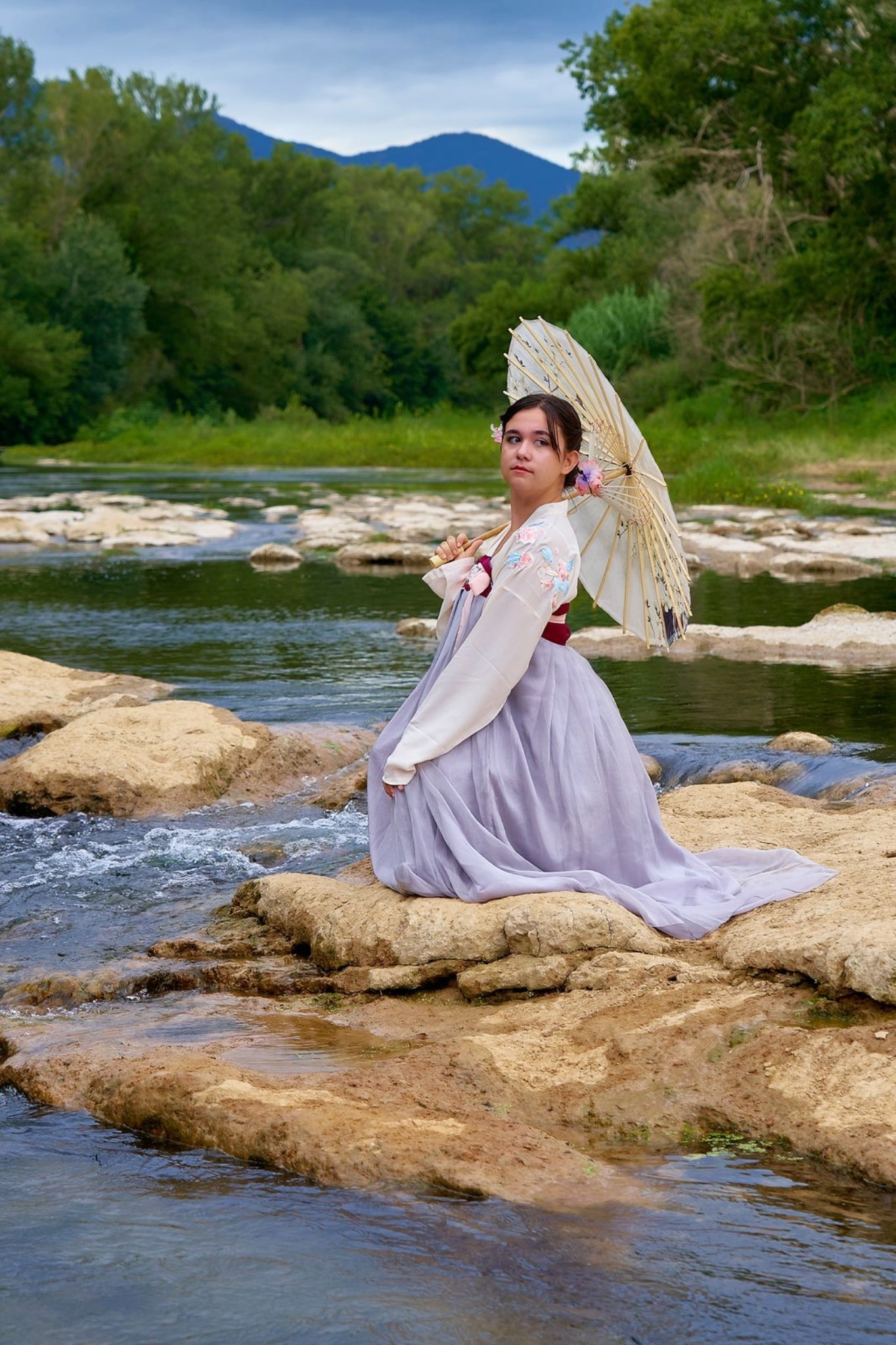 Robe Hanfu "Qixiong Ruqun" de la Dynastie Tang 唐 - Fleur de Pêcher Lapin de Jade - HanWen Shop