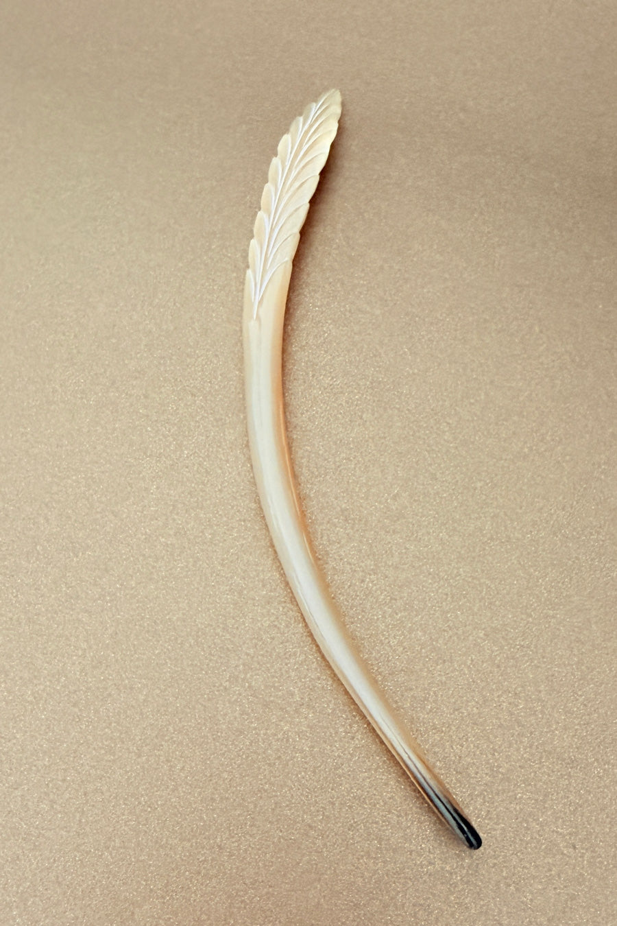 Épingle à cheveux en Corne Naturelle – Motif Plume - HanWen Shop