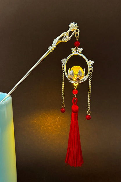 Épingle à cheveux chinoise en lanterne fleur de lotus avec lumière LED et pompon - HanWen Shop
