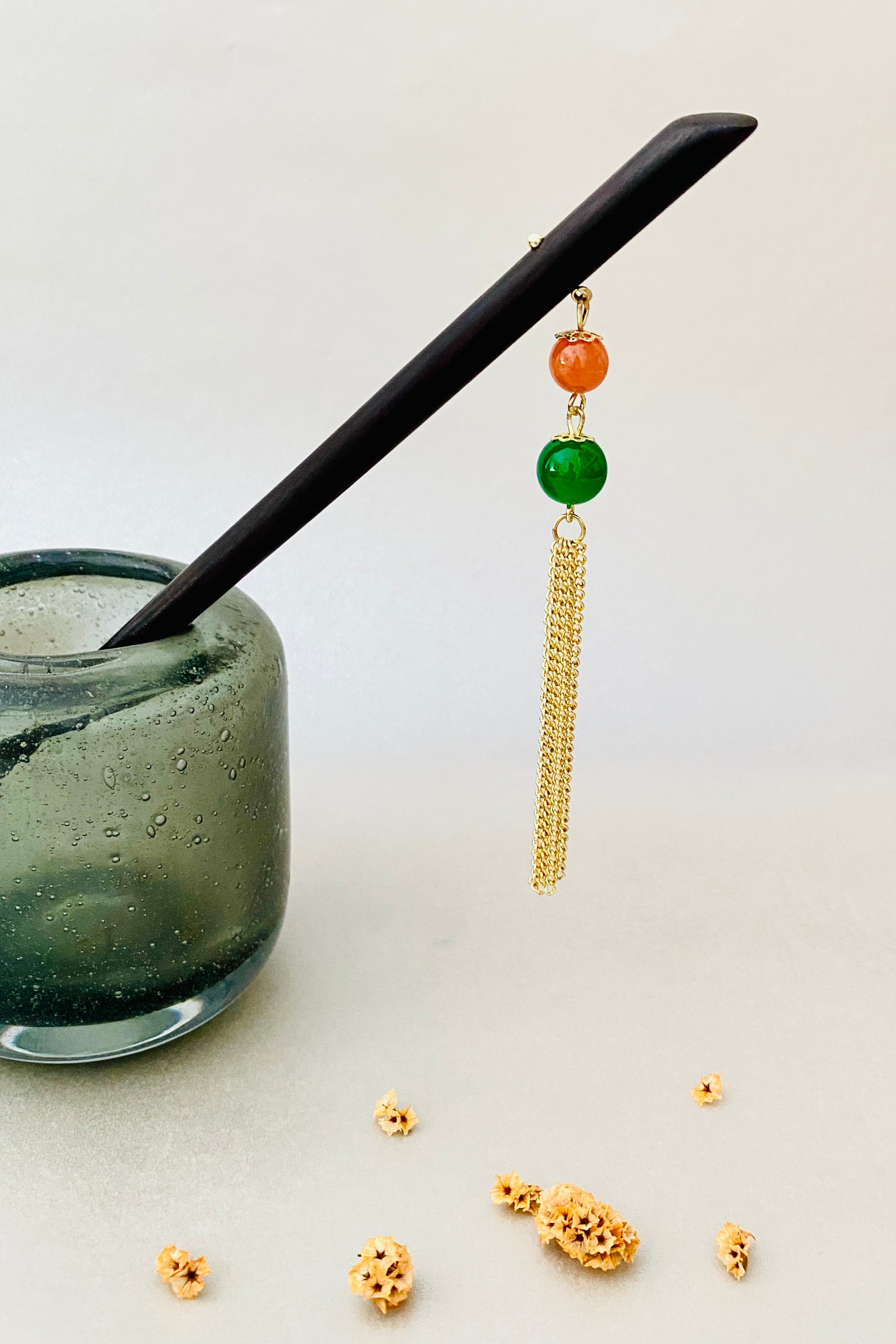 Épingle à cheveux en bois de style chinois rétro avec pendentif des perles - HanWen Shop