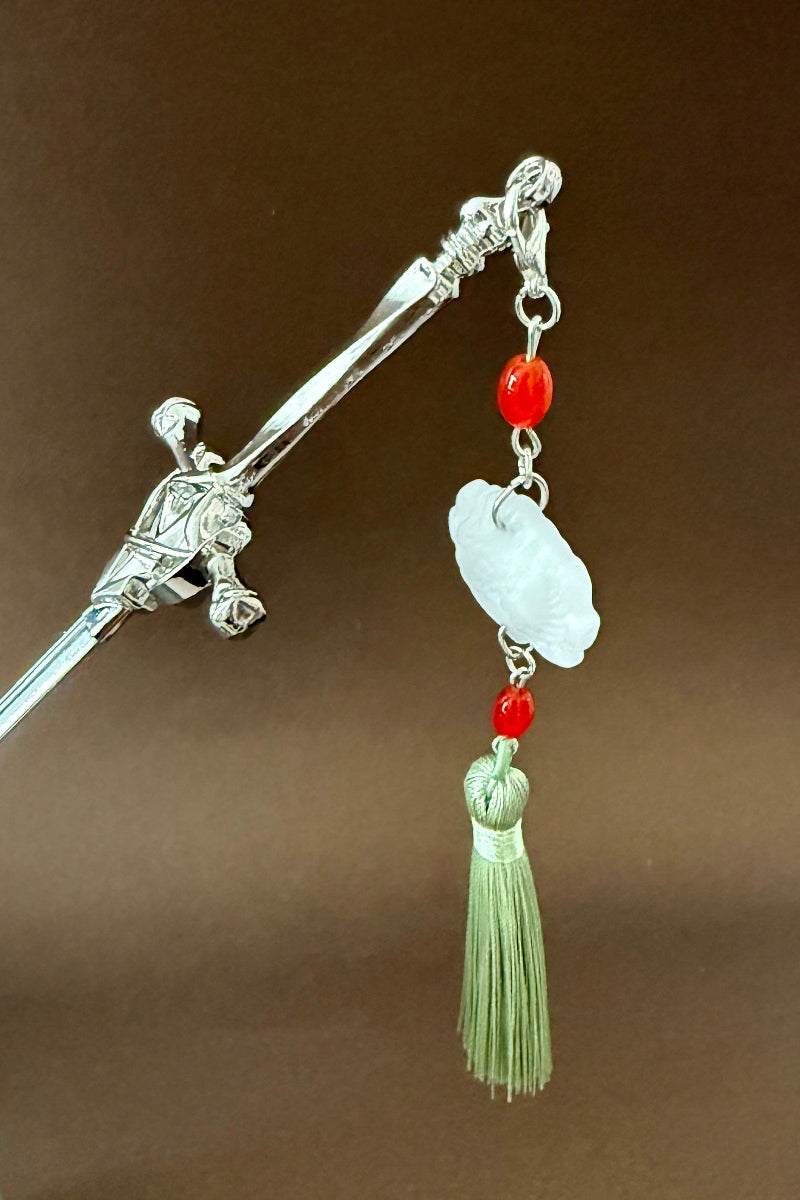 Épingle à cheveux en forme d'épée argentée de l'atelier de HanWen - Jade vert - HanWen Shop