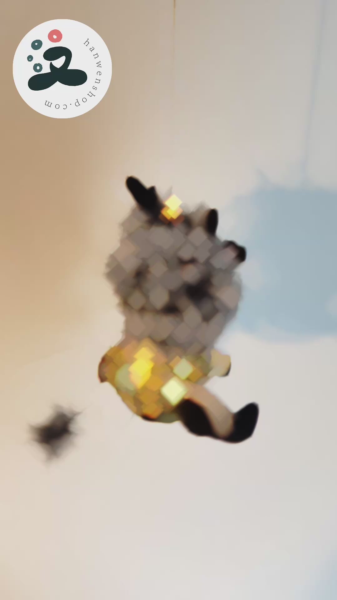 Pendentif d'Art en Broderie fait main – Kirin Impérial - HanWen Shop